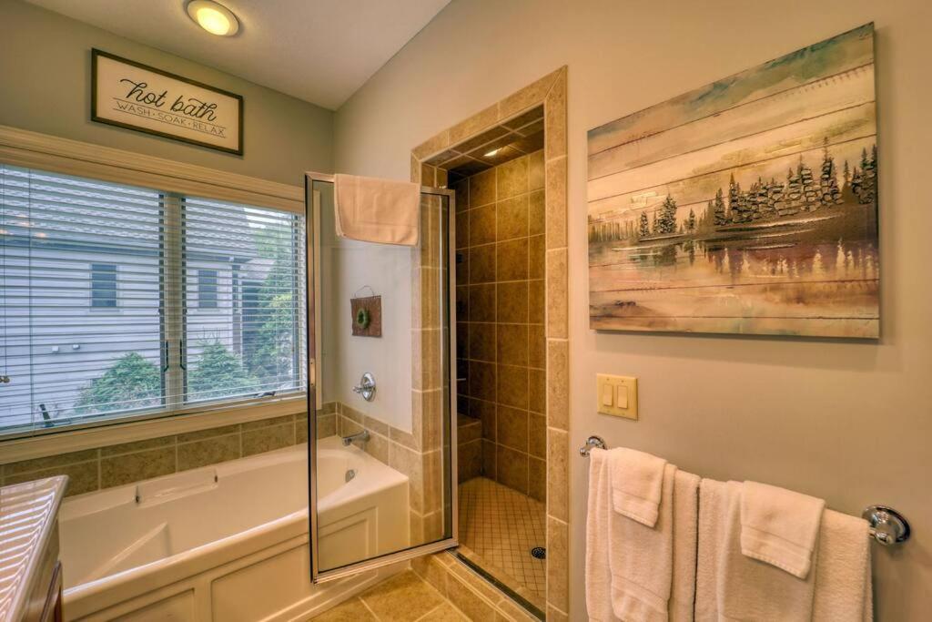 Bucket List Views Sugar Mountain Private Condo - 2Bed, 2Bath, Sleeps 6, Panoramic Views Of Mountains From Large Deck, Short Drive To Shopping, Restaurants, Cafes & Banner Elk Town Exterior foto