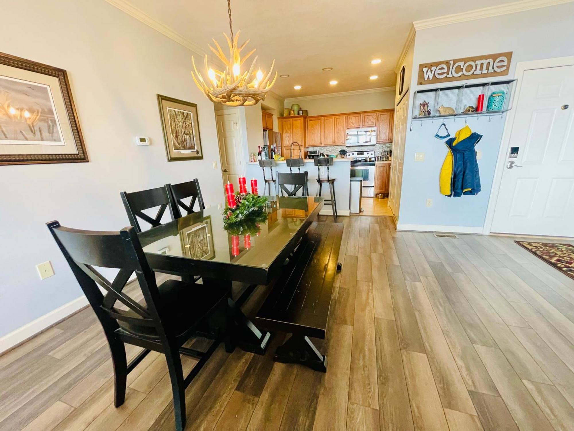 Bucket List Views Sugar Mountain Private Condo - 2Bed, 2Bath, Sleeps 6, Panoramic Views Of Mountains From Large Deck, Short Drive To Shopping, Restaurants, Cafes & Banner Elk Town Exterior foto